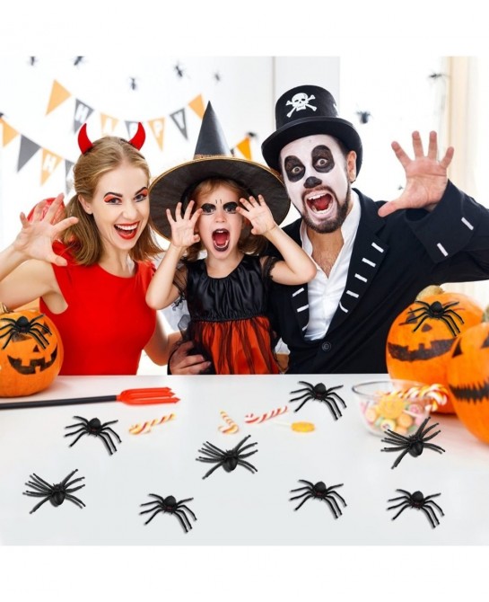 50PCS Realistic Halloween Plastic Spiders Small Size Black Spiders Toys Fake Spiders Prank Props for Halloween Party Decorati...