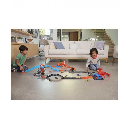 City Scorpion Flex Attack with 1 Toy Car Connects to Other Sets Bendable Tail Track Extends 2.5 Feet Gift for Kids 4 to 8 Yea...