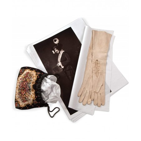 Unbuffered Acid-Free Tissue Paper (25 Sheets) - 30 x 40 $76.88 Kids' Dress-Up Accessories