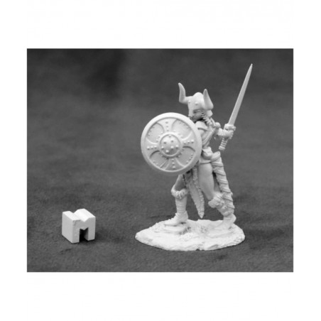 Miniatures Alena Frostblade Female Barbarian 03931 Unpainted Metal $18.07 Miniature Novelty Toys