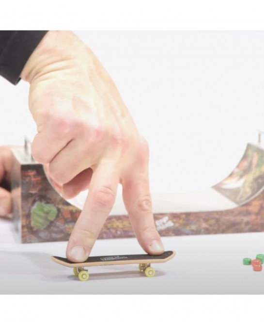 Grip and Tricks - 3 Finger Skates with Pro Fingerboard Tools and Toy Skateboards Accessories - Finger Skate Pack 3 - Finger T...