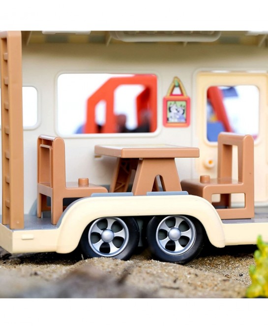 Caravan Playset 2.5-3 inch Figures $40.73 Play Figure Playsets