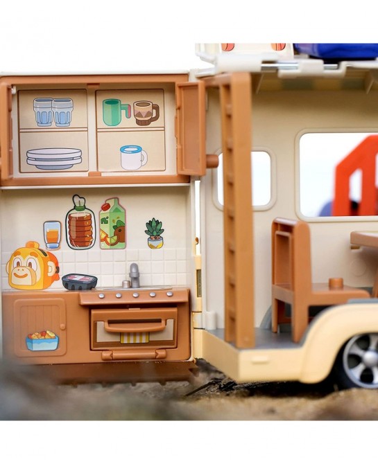 Caravan Playset 2.5-3 inch Figures $40.73 Play Figure Playsets