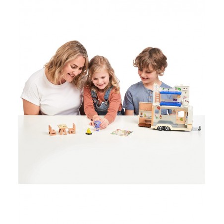 Caravan Playset 2.5-3 inch Figures $40.73 Play Figure Playsets