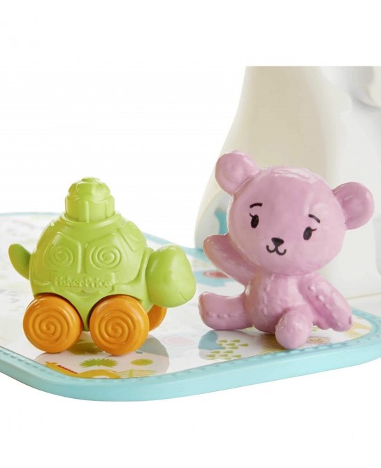 Skipper Babysitters Inc. Crawling and Playtime Playset with Baby Doll with Bobbling Head and Bottom Floor Gym Blanket and 6 T...