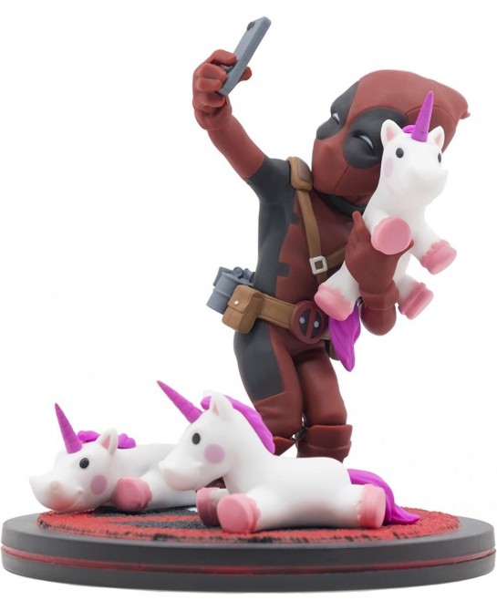 Deadpool Unicorn Selfie Q-Fig Max Toons Figure Multi-Colored $47.46 Action Figures